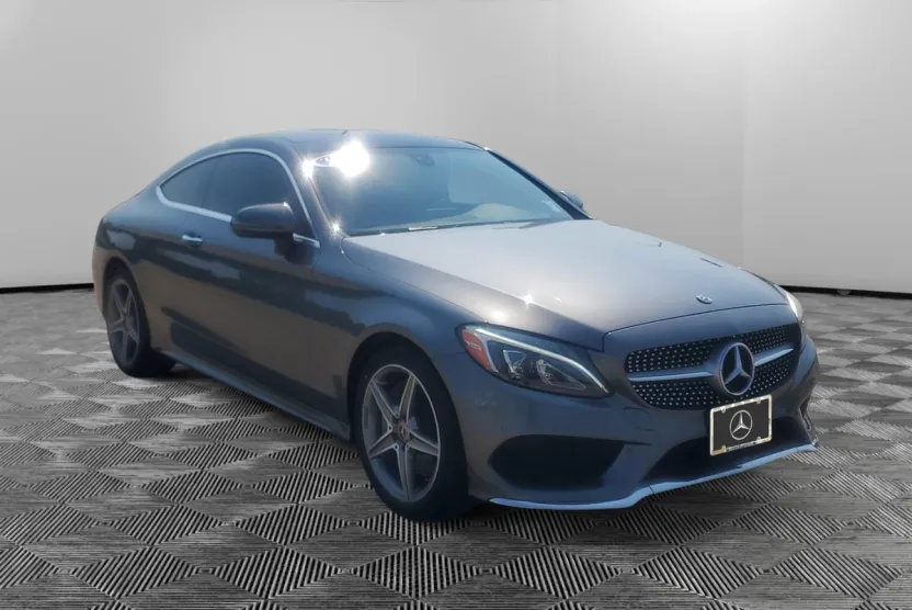 2018 Mercedes Benz C 300 4MATIC photo 1