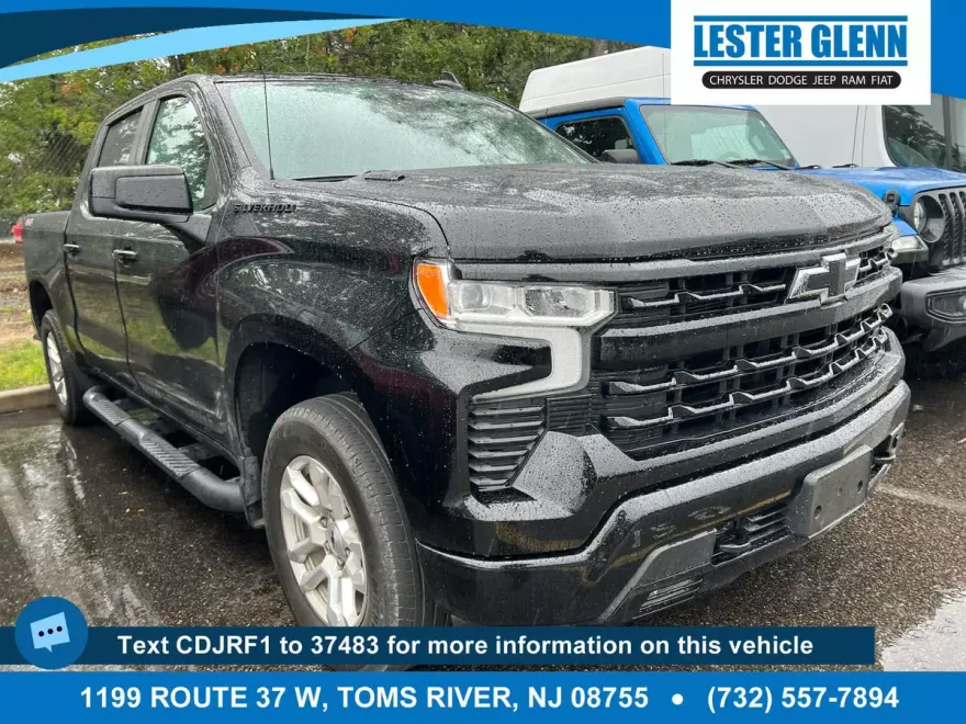 2023 Chevrolet Silverado 1500 RST photo 1