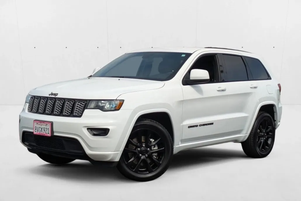 2021 Jeep Grand Cherokee Laredo photo 1