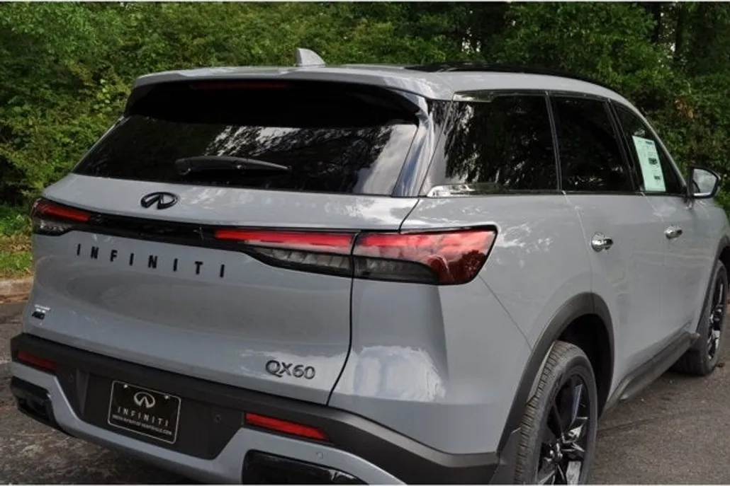2025 Infiniti QX60 Luxe AWD photo 1