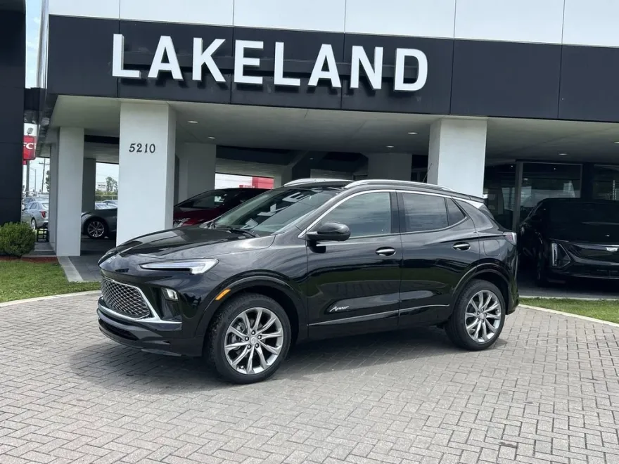 2026 Buick Encore GX Avenir photo 1