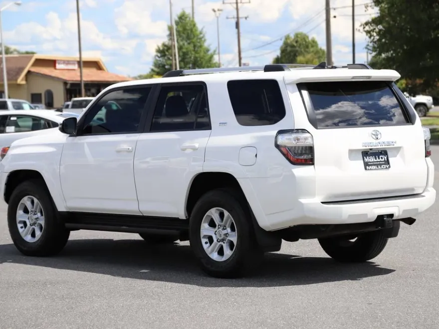 2019 Toyota 4Runner SR5 Premium photo 1