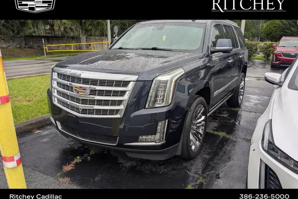 2020 Cadillac Escalade Premium Luxury photo 1