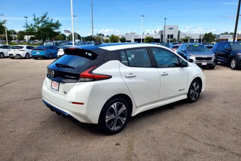2019 Nissan Leaf SL Plus photo 3