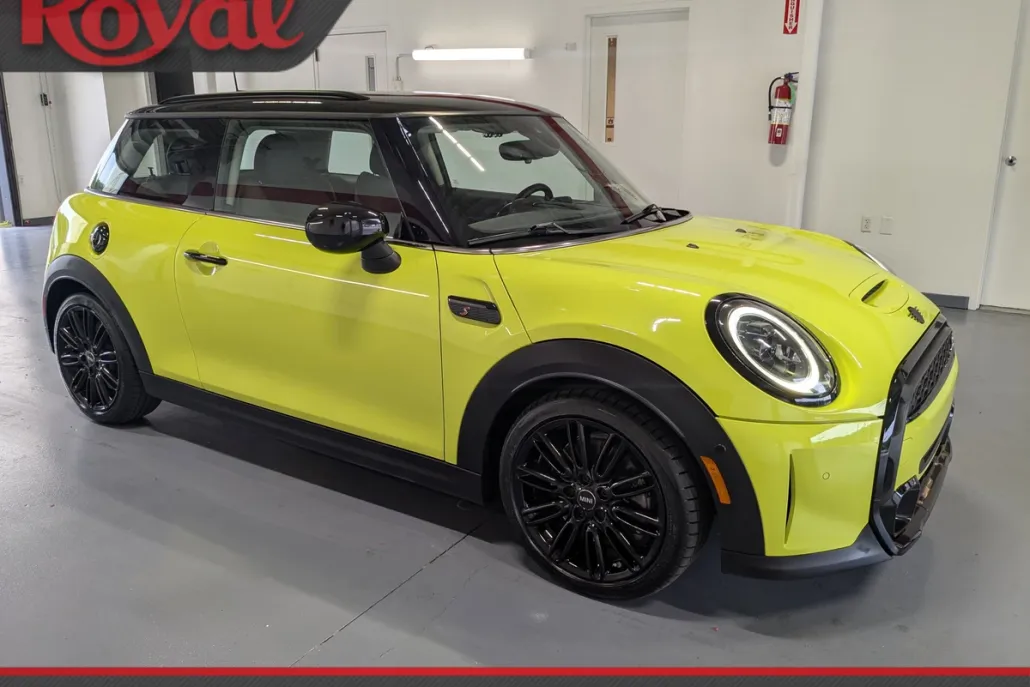 2023 Mini Cooper 2 Door Hardtop S photo 1
