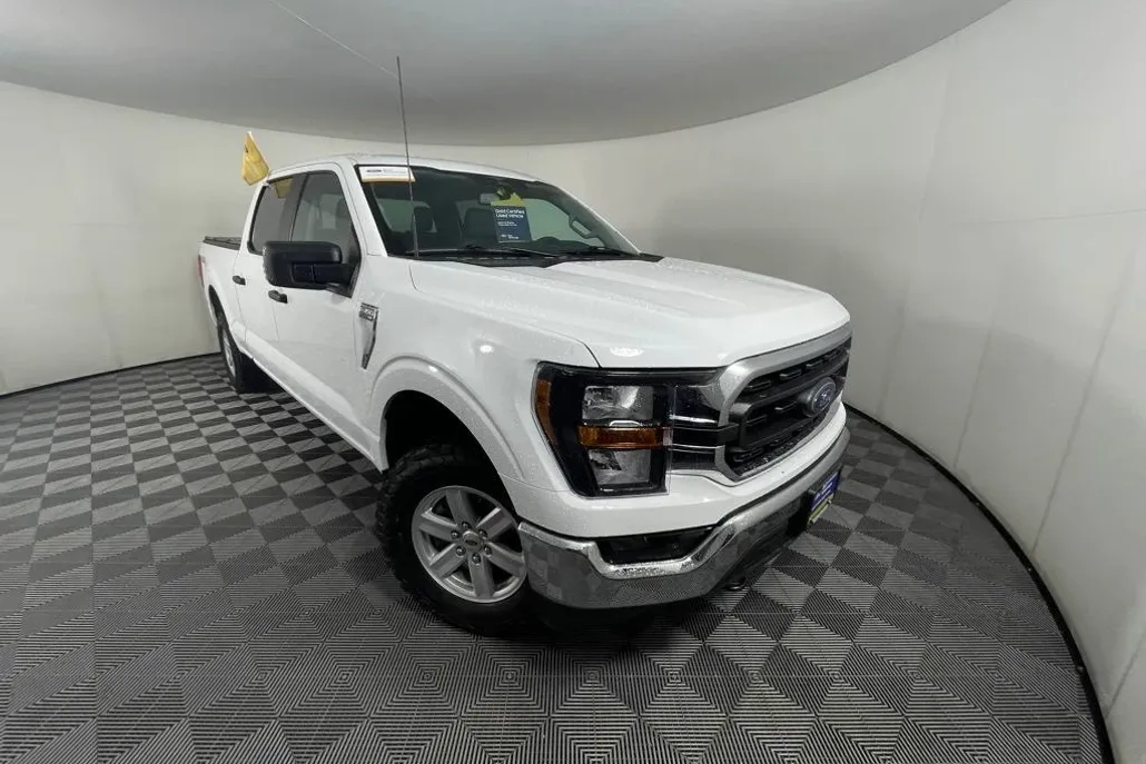 2023 Ford F-150 XLT photo 1