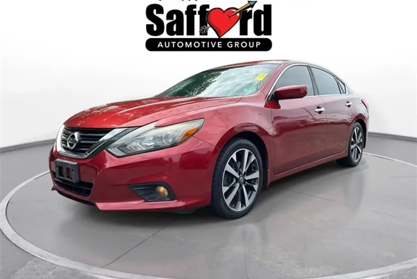 2016 Nissan Altima 2.5 SR photo 1