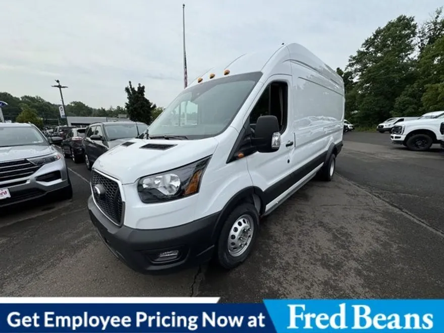 2024 Ford Transit Cargo photo 1