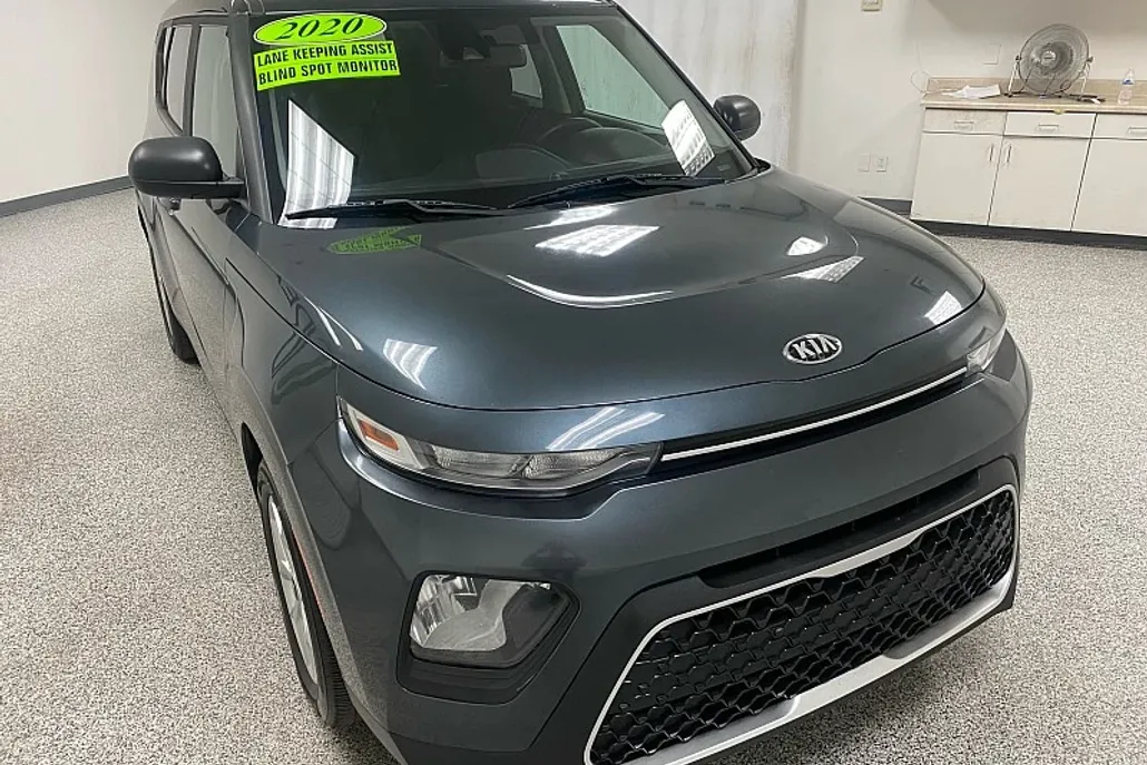 2020 Kia Soul S photo 1