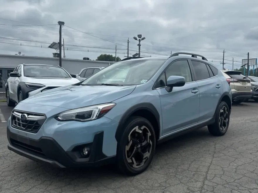 2022 Subaru Crosstrek Limited photo 1