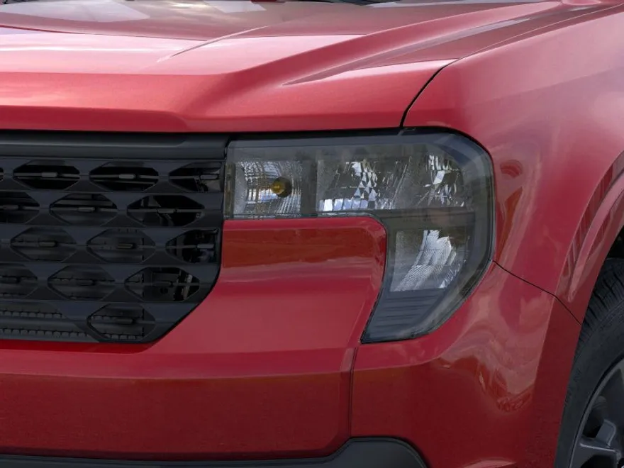 2025 Ford Maverick XLT photo 1