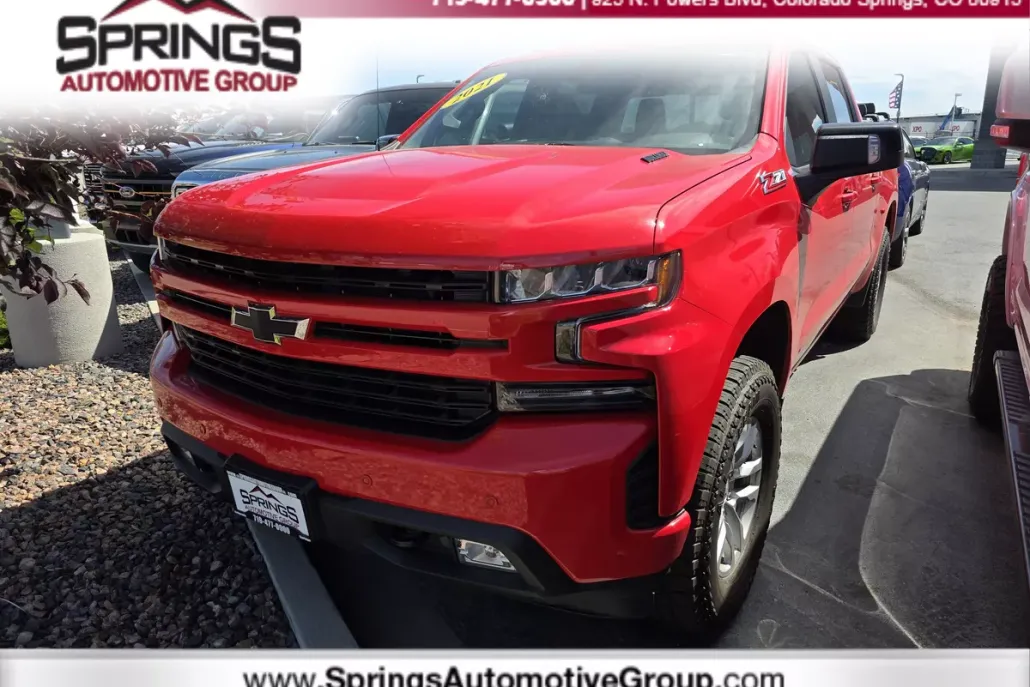 2021 Chevrolet Silverado 1500 RST photo 1