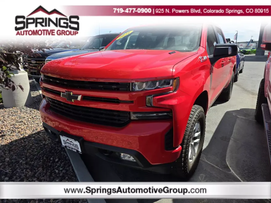 2021 Chevrolet Silverado 1500 RST photo 1