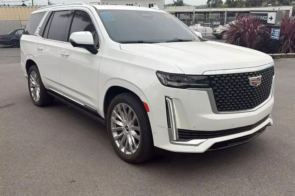 2022 Cadillac Escalade Premium Luxury photo 1