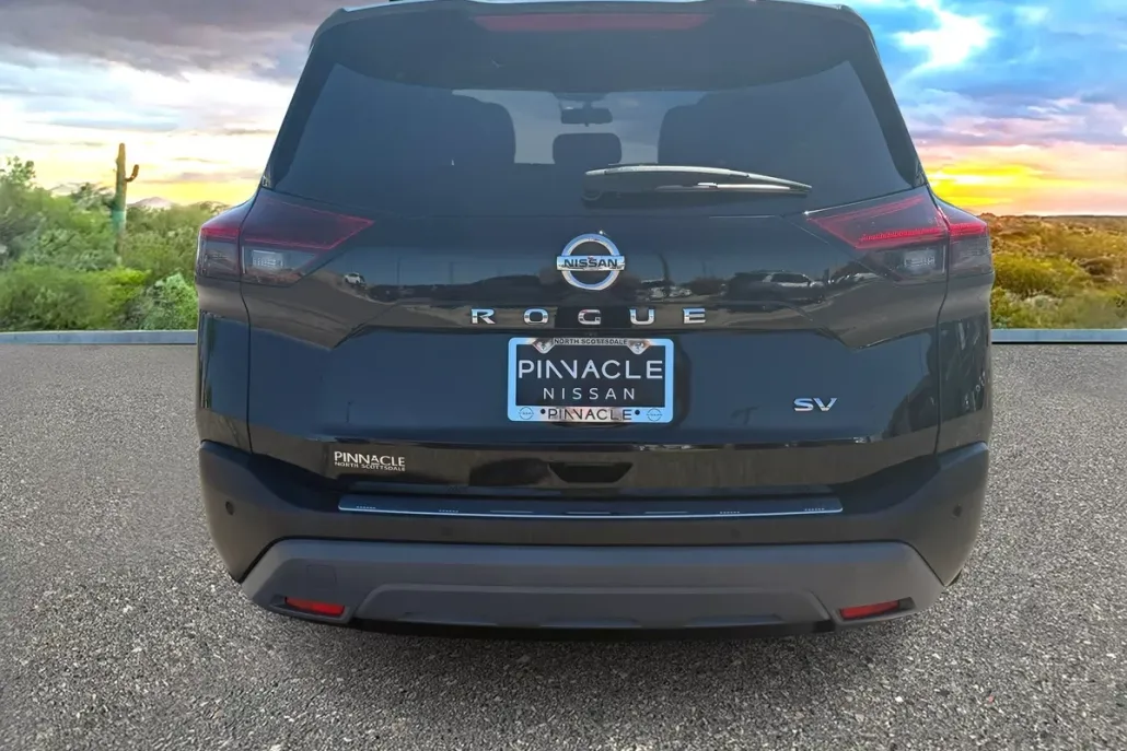 2021 Nissan Rogue SV photo 1
