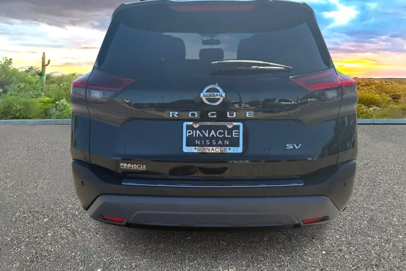 2021 Nissan Rogue SV photo 1