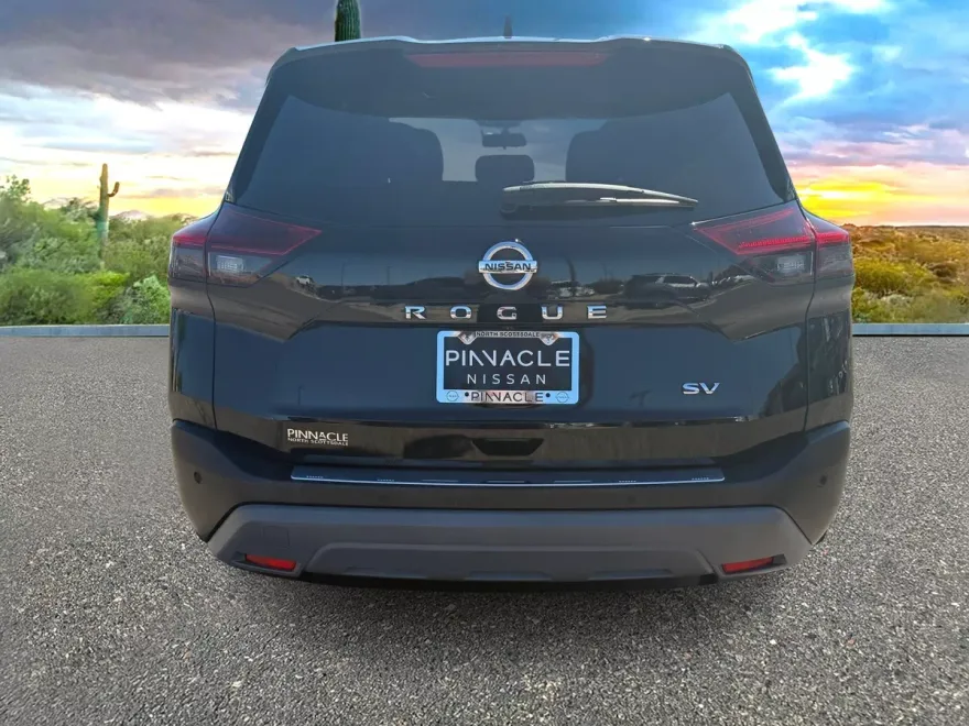 2021 Nissan Rogue SV photo 1