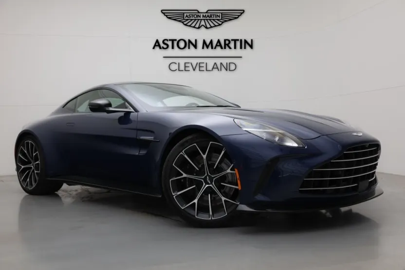 2025 Aston Martin Vantage photo 1