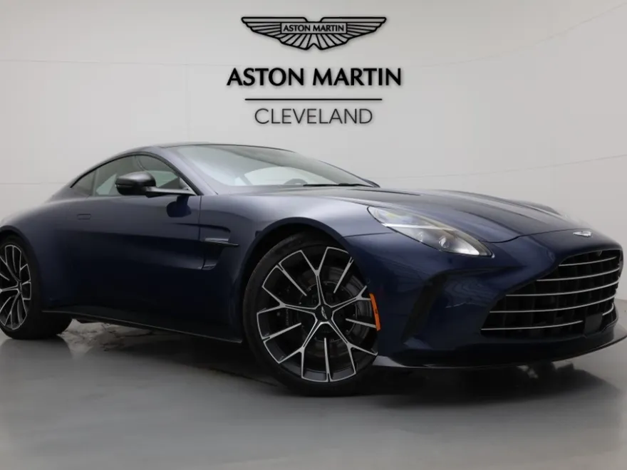 2025 Aston Martin Vantage photo 1