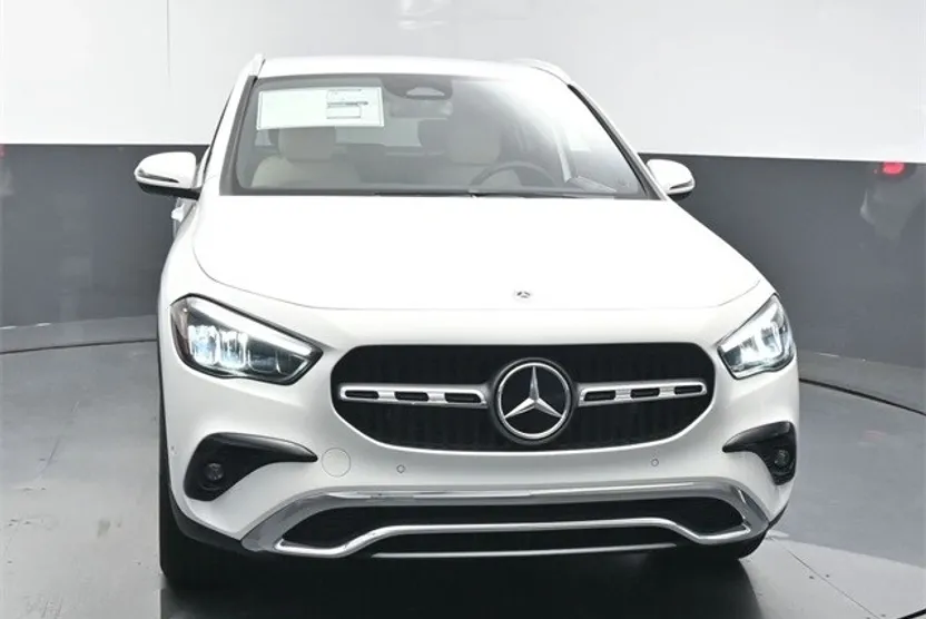 2025 Mercedes Benz GLA 250 photo 1