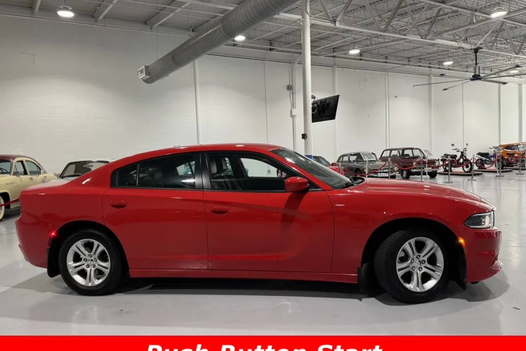 2021 Dodge Charger SXT photo 1