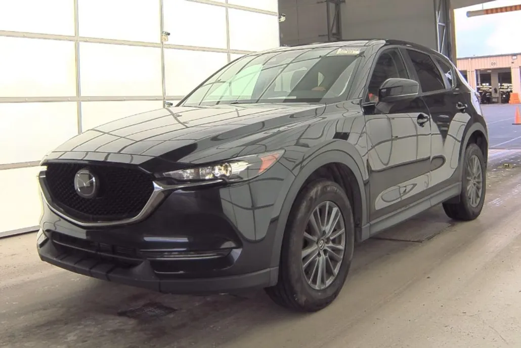 2021 Mazda CX-5 Touring photo 1