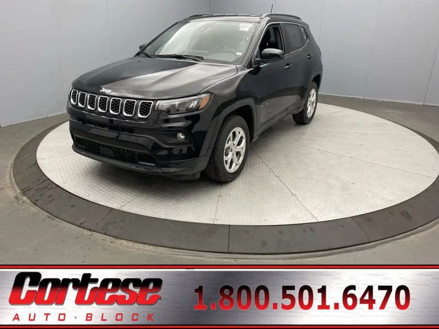 2024 Jeep Compass Latitude photo 1