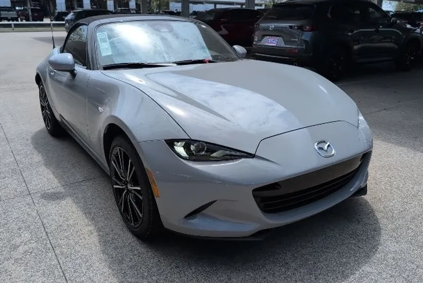 2025 Mazda MX-5 Miata Miata Grand Touring photo 1