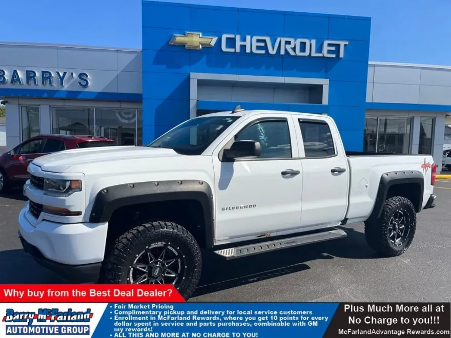 2016 Chevrolet Silverado 1500 Custom photo 1