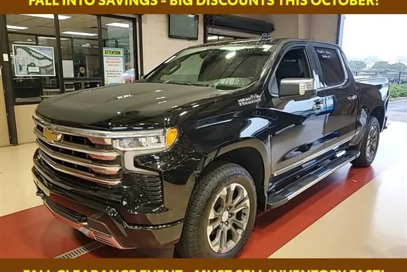 2022 Chevrolet Silverado 1500 High Country photo 1