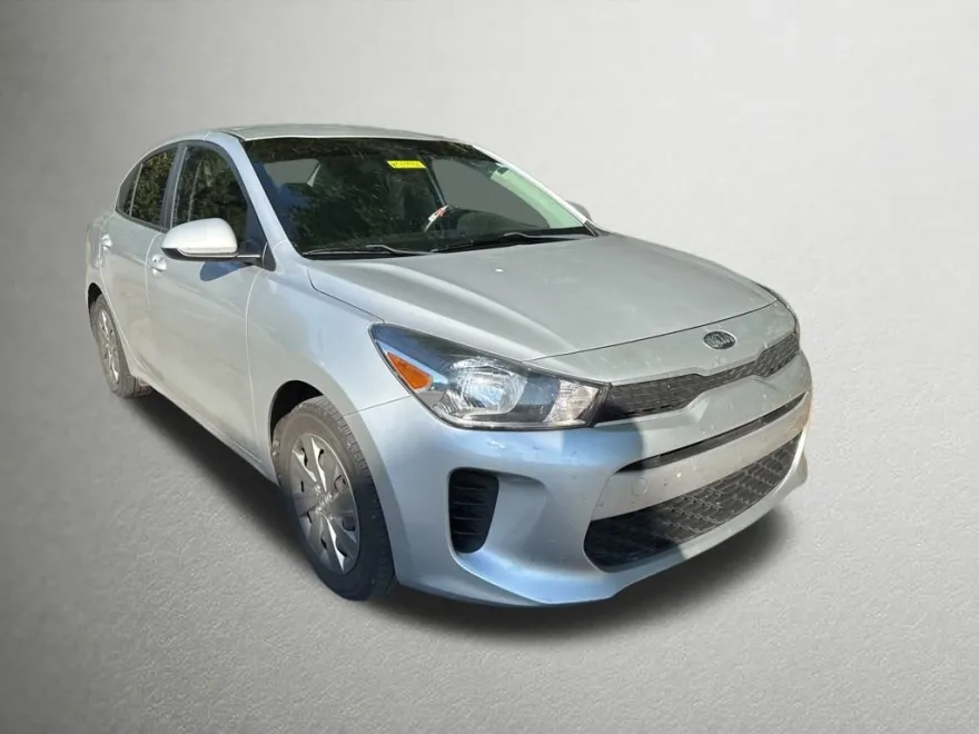 2019 Kia Rio S photo 1