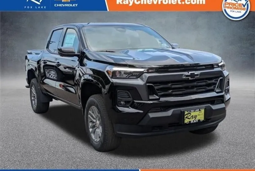 2026 Chevrolet Colorado LT photo 1