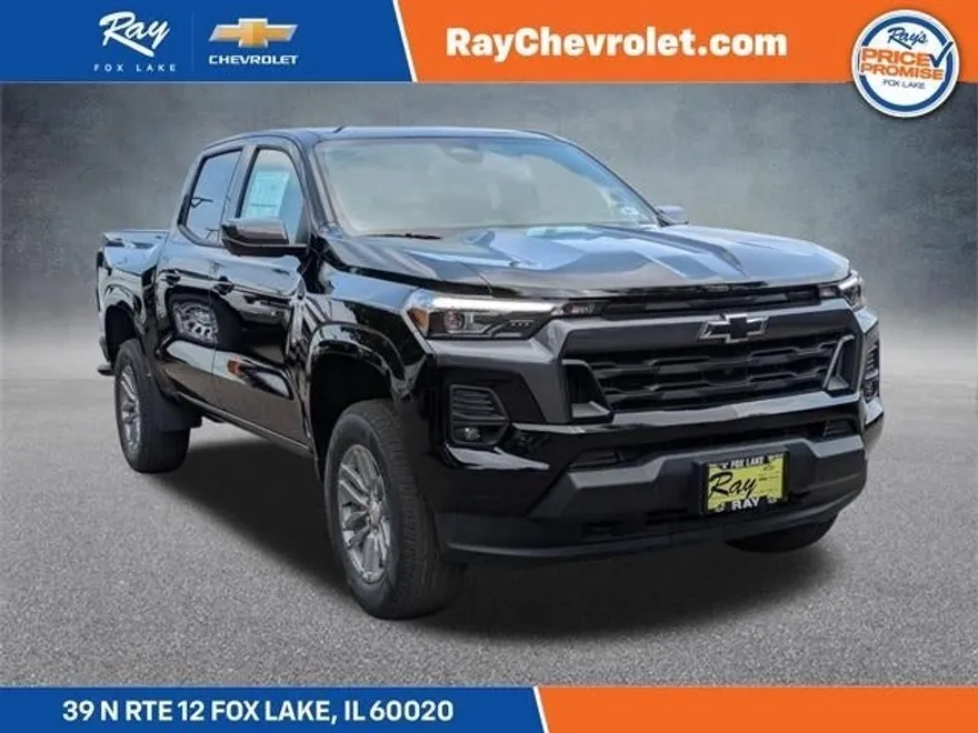 2026 Chevrolet Colorado LT photo 1