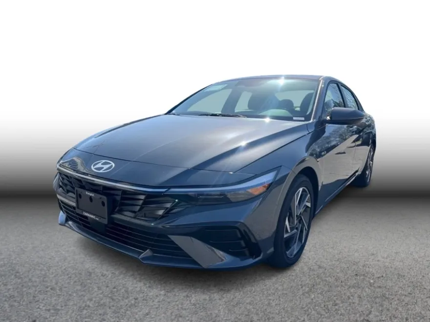 2025 Hyundai Elantra Limited photo 1