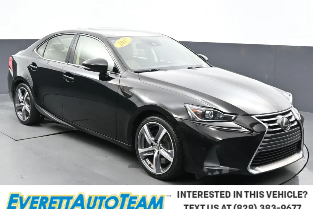 2017 Lexus IS 200t photo 1