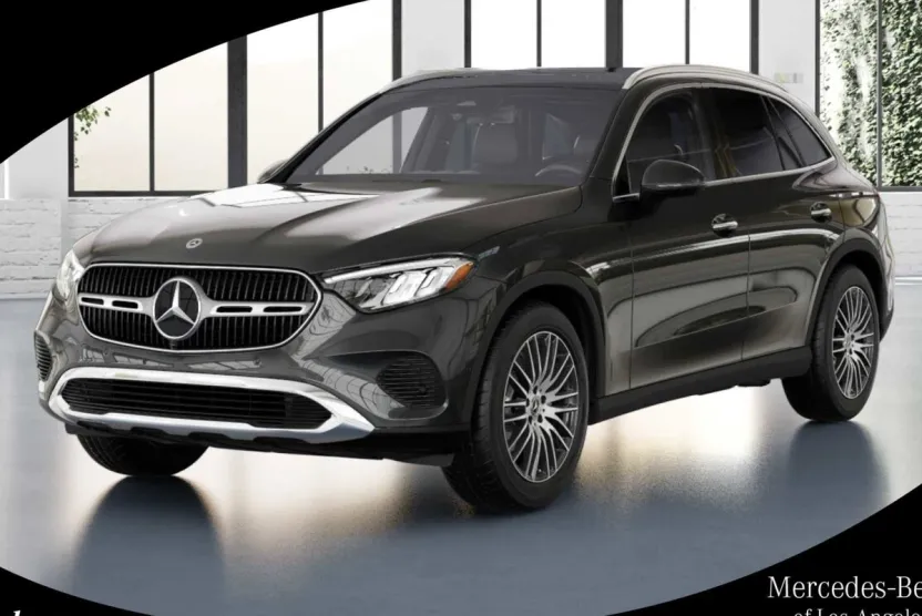 2025 Mercedes Benz GLC 300 photo 1