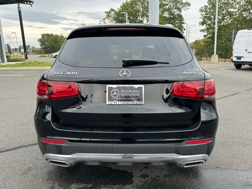 2022 Mercedes Benz GLC 300 4MATIC photo 1
