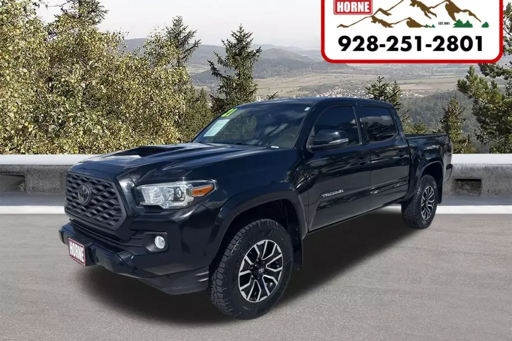 2021 Toyota Tacoma 4x4 SR photo 1