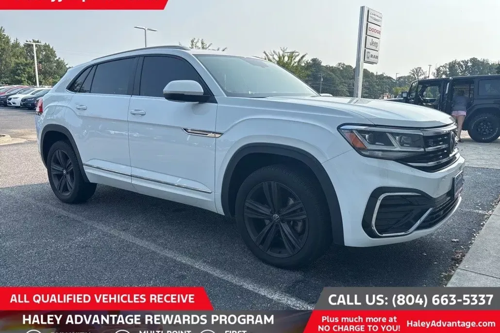 2020 Volkswagen Atlas Cross Sport V6 SE Technology R-Line photo 1