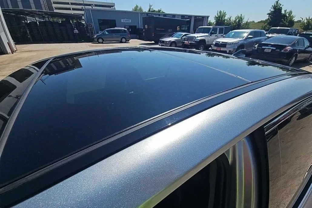 2020 Toyota Camry XSE photo 1