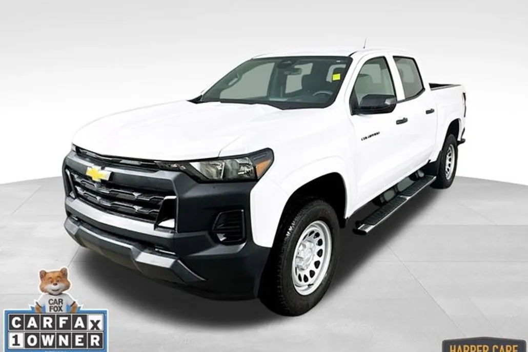 2025 Chevrolet Colorado Work Truck photo 1