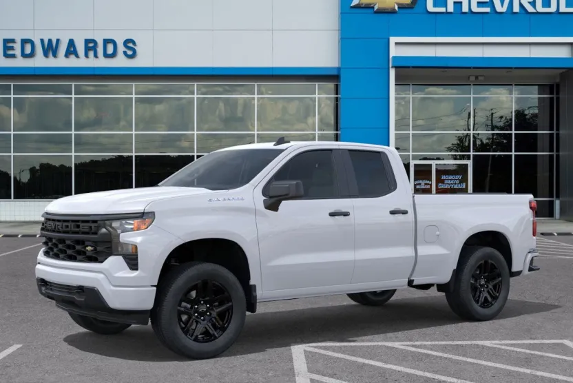 2026 Chevrolet Silverado Custom photo 1