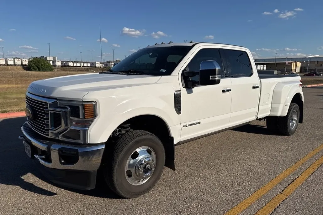 2021 Ford F-350 King Ranch photo 1