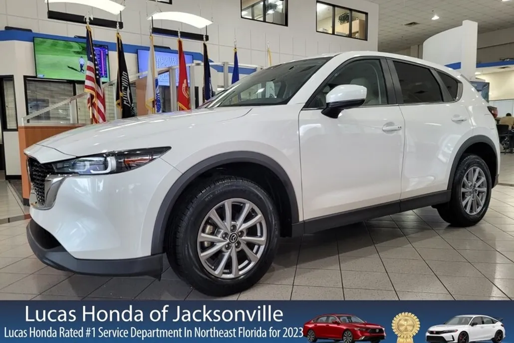 2022 Mazda CX-5 Select photo 1