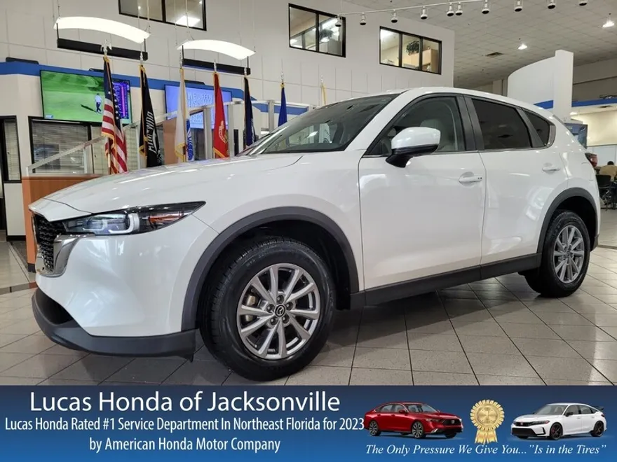 2022 Mazda CX-5 Select photo 1