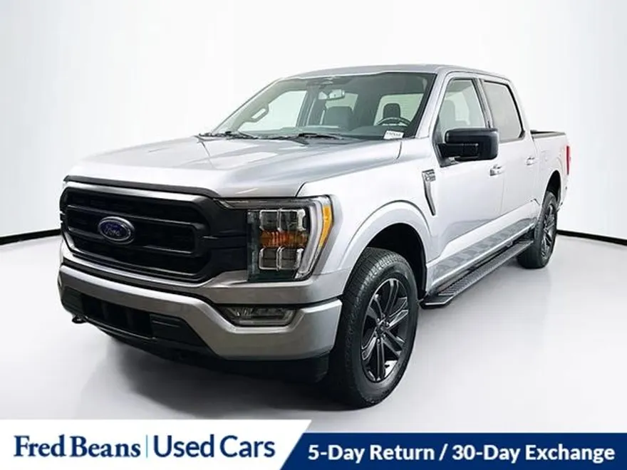 2023 Ford F-150 XLT photo 1