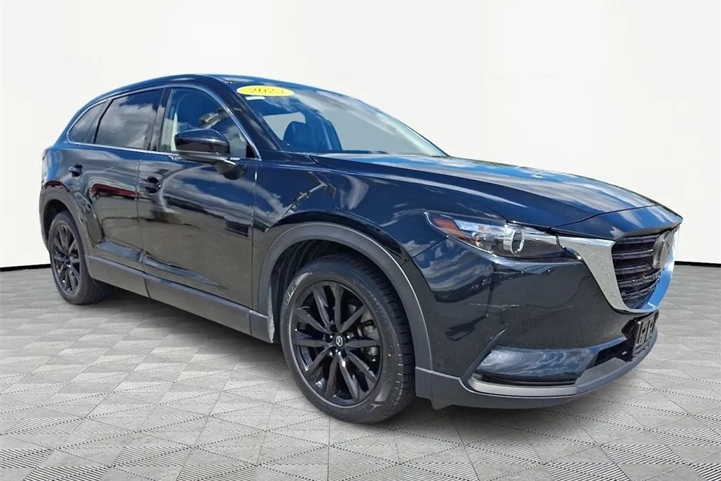 2023 Mazda CX-9 Touring photo 1