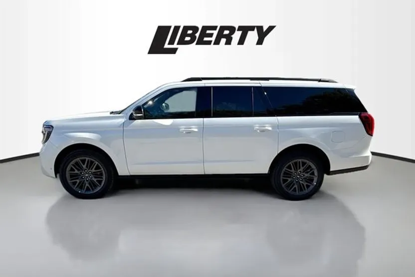 2025 Ford Expedition MAX Platinum photo 1