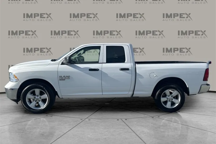 2024 Ram 1500 Classic SLT photo 1