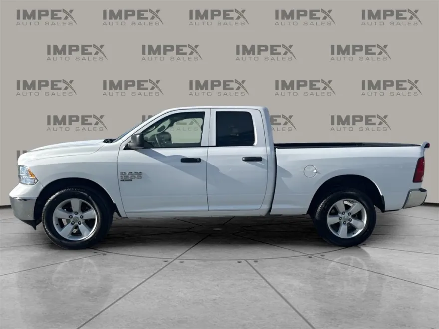 2024 Ram 1500 Classic SLT photo 1